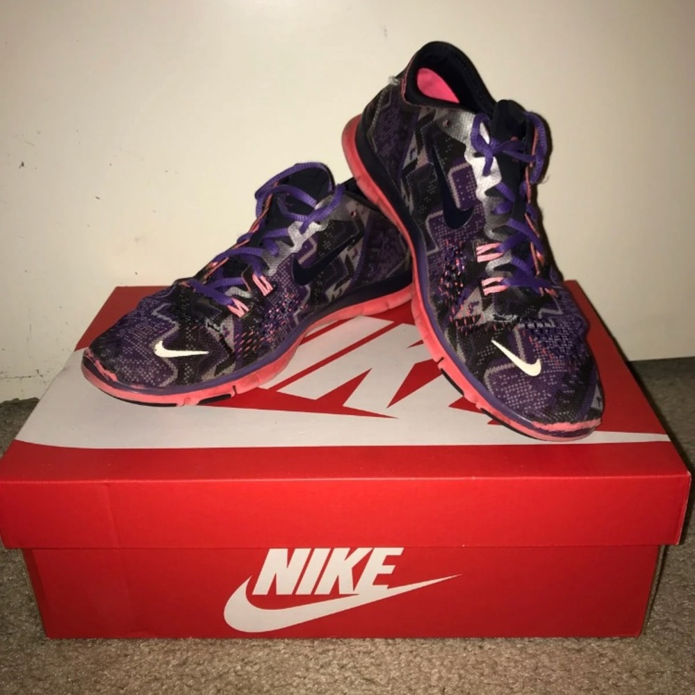 Nike Free Runs